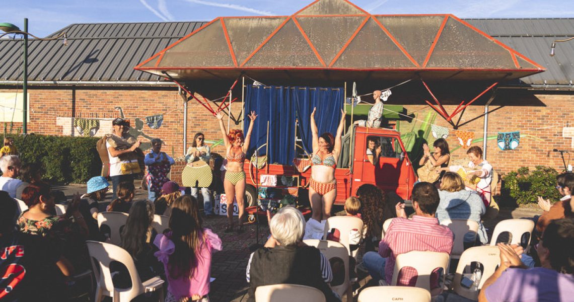 Copie de martine Monique à poil